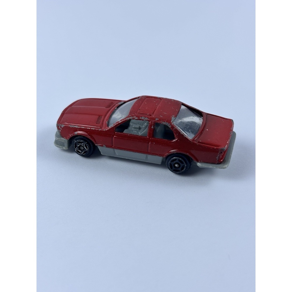 Vintage Made in China‎ Red Metal and Gray Plastic Car 8901